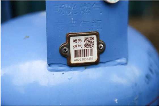 Kwadratowy typ ochrony przed promieniowaniem UV Cylinder LPG Odporny na oleje z kodem kreskowym